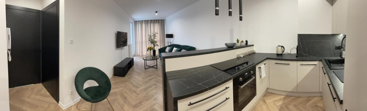 Апартаменты Przytulny Apartament Klonowa 24-Hour Check-In Zameldowanie Calodobowe Кельце Экстерьер фото